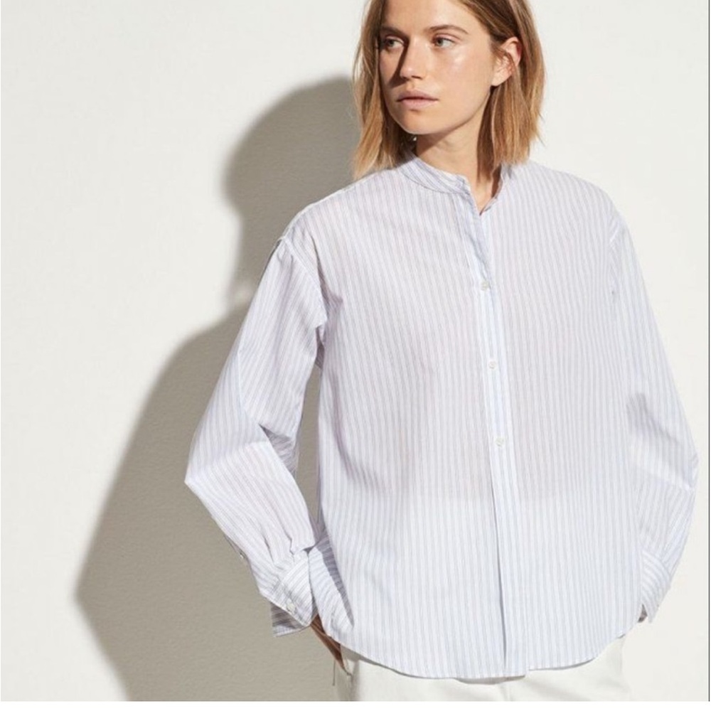 Vince pleated button down- GORGEOUS ON